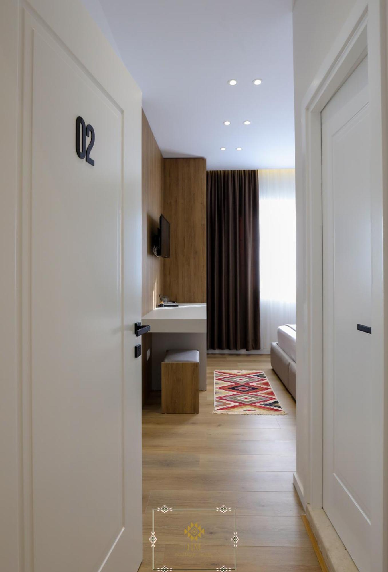 Hm Boutique Hotel Krujë Екстериор снимка