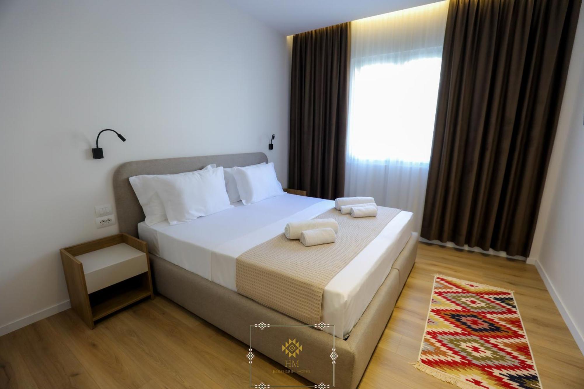 Hm Boutique Hotel Krujë Екстериор снимка