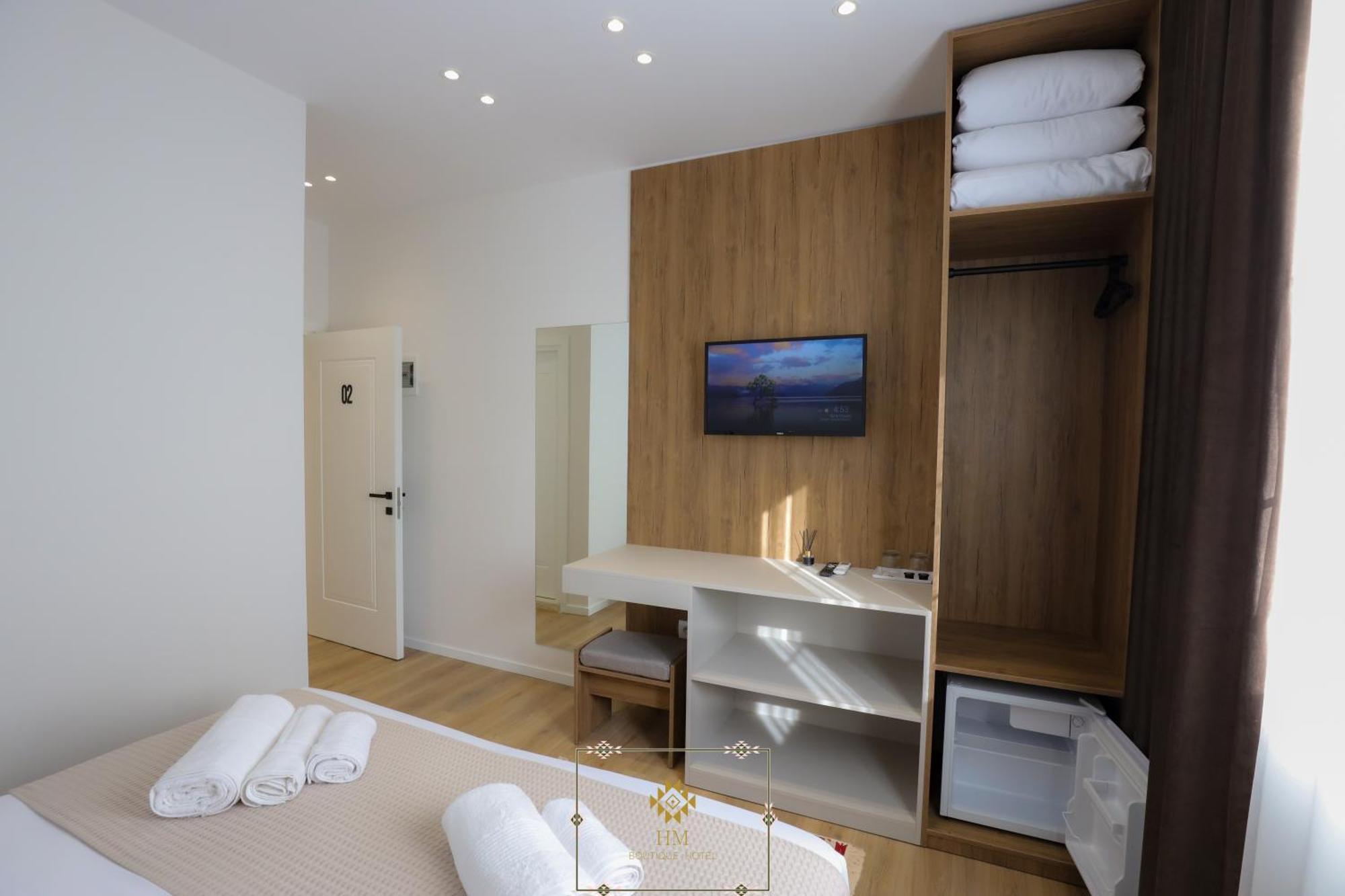 Hm Boutique Hotel Krujë Екстериор снимка